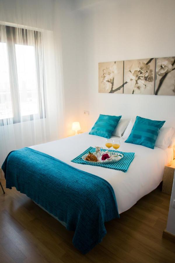 Holidays2Malaga Heredia 3 Bedroom Opposite Malaga Port المظهر الخارجي الصورة