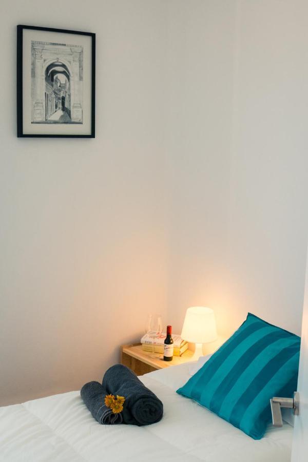 Holidays2Malaga Heredia 3 Bedroom Opposite Malaga Port المظهر الخارجي الصورة